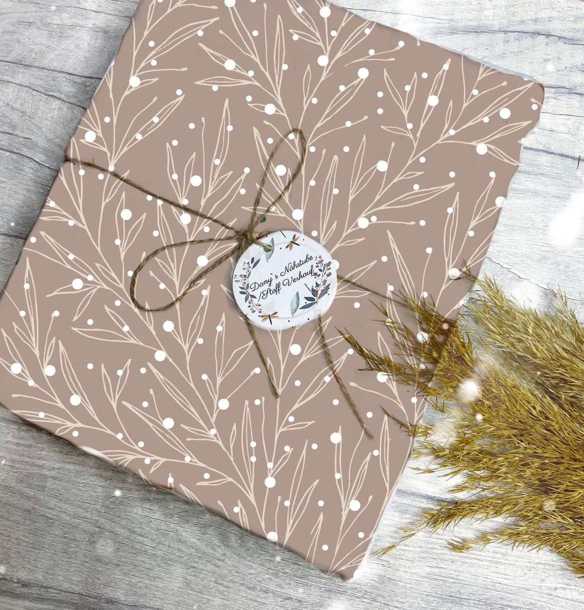 Braun Creme  Blätter  Aktuelle Vorbestellung